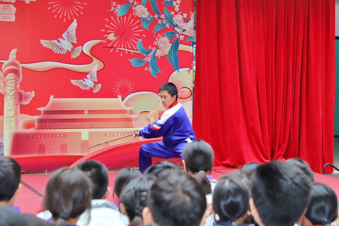 2023y175-12.jpg