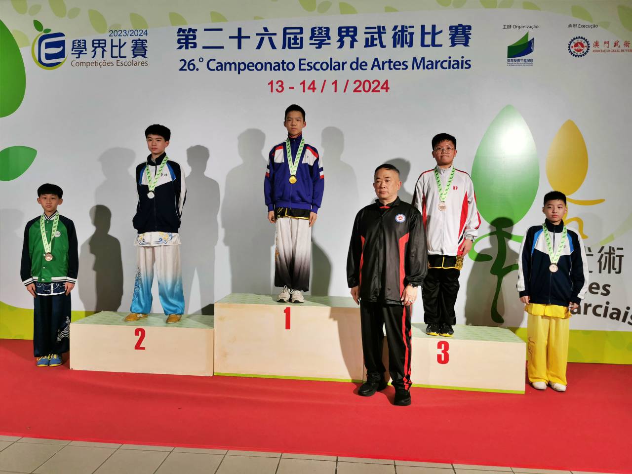 2023y215-01.jpg