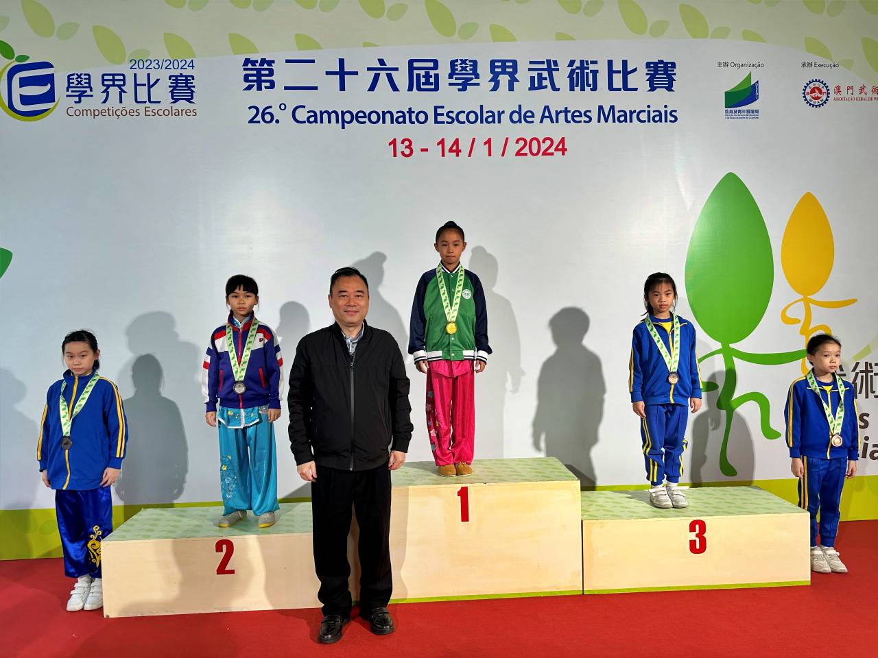 2023y215-04.jpg