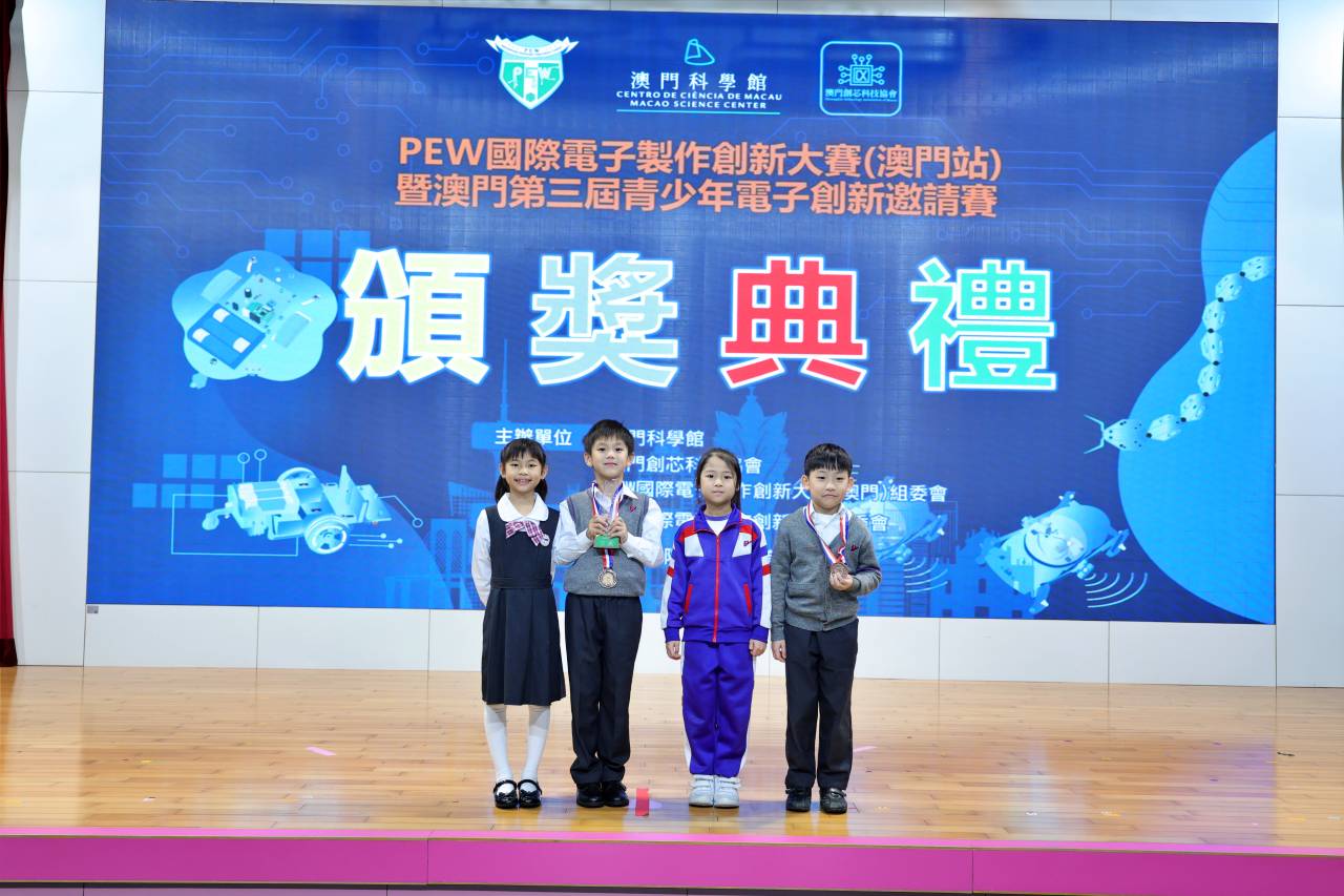 2023y218-04.jpg