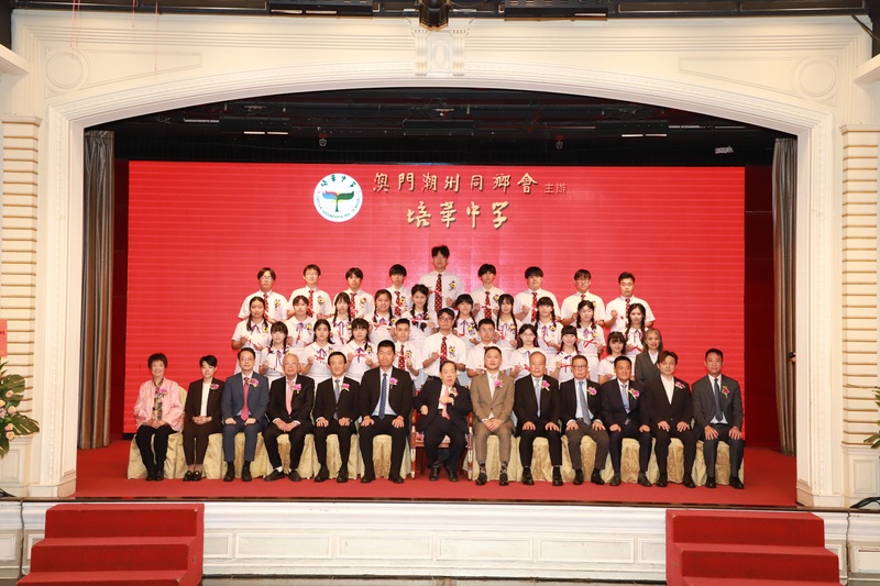 11.1_4c615.jpg