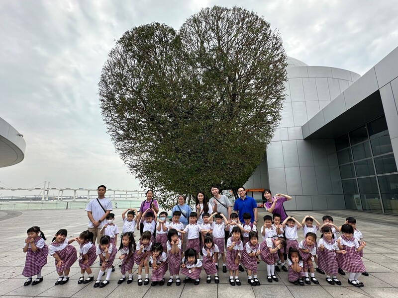 17_b114d.jpg