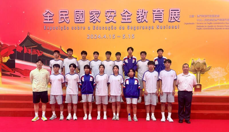 3.5_7b427.jpg