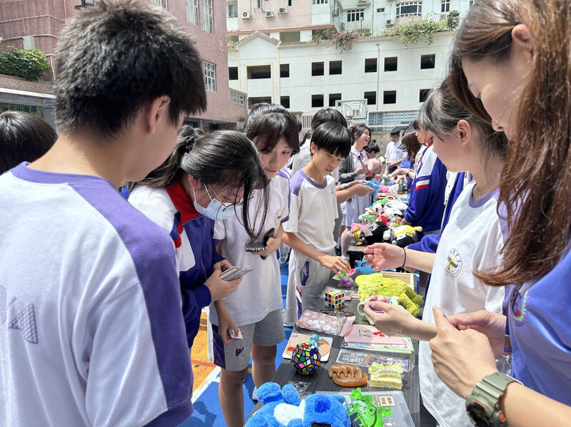 6.3_Barter_Party_e051e.jpg