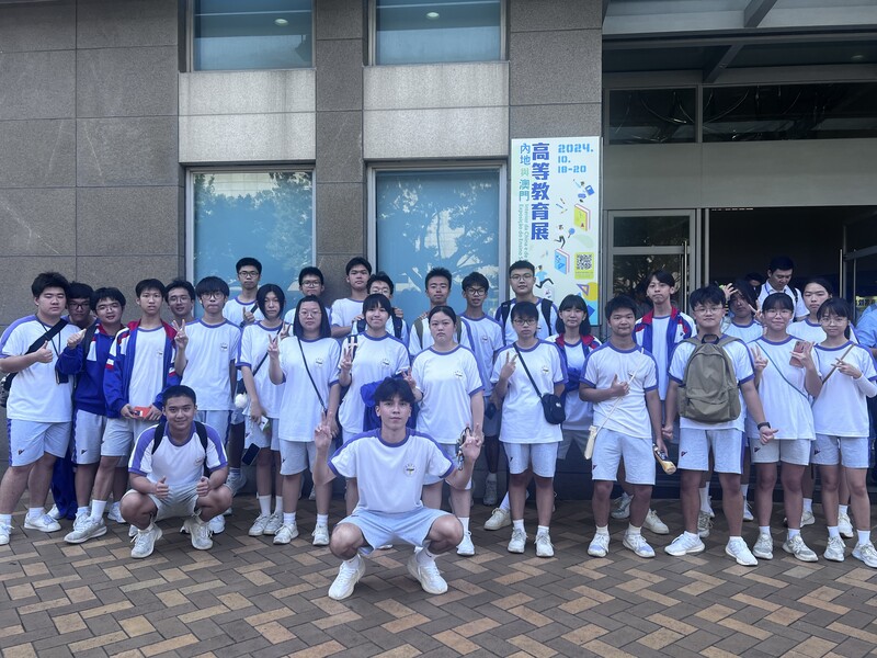 7高二照片2_5b947.jpg