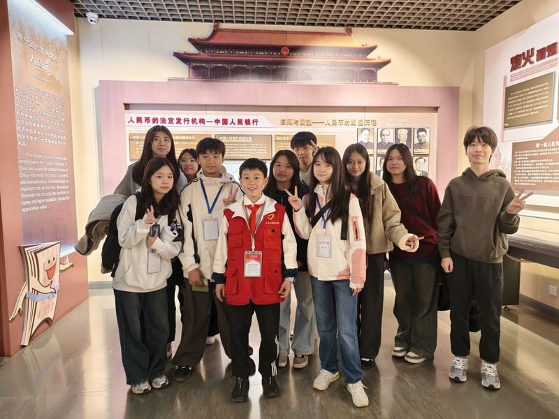 12_e025a.jpg