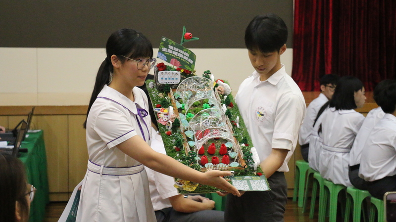 14_1c686.JPG