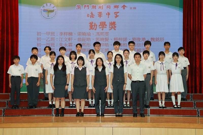 19_0d731.JPG