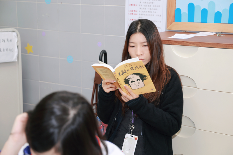 2.3_a9305.JPG