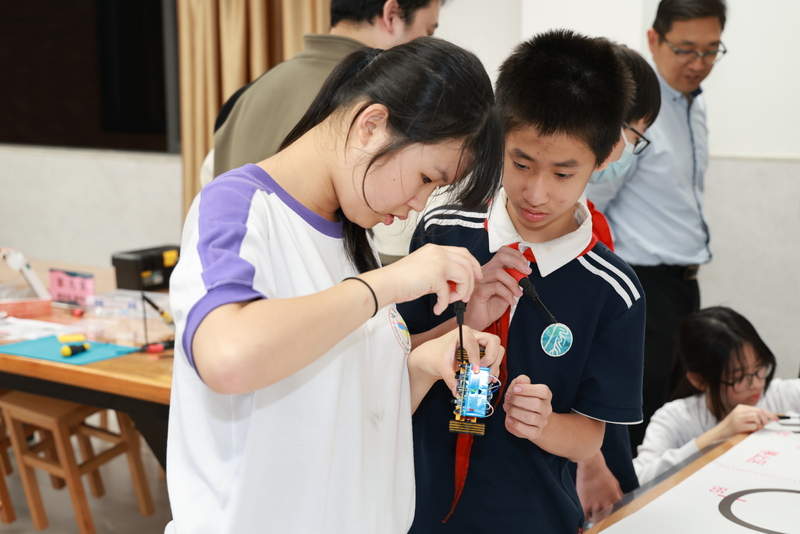 21_1a882.JPG