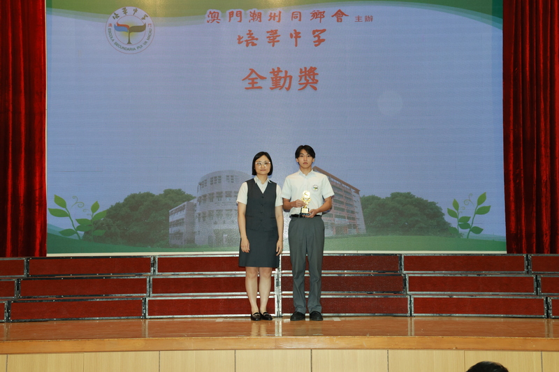 31_671e9.JPG