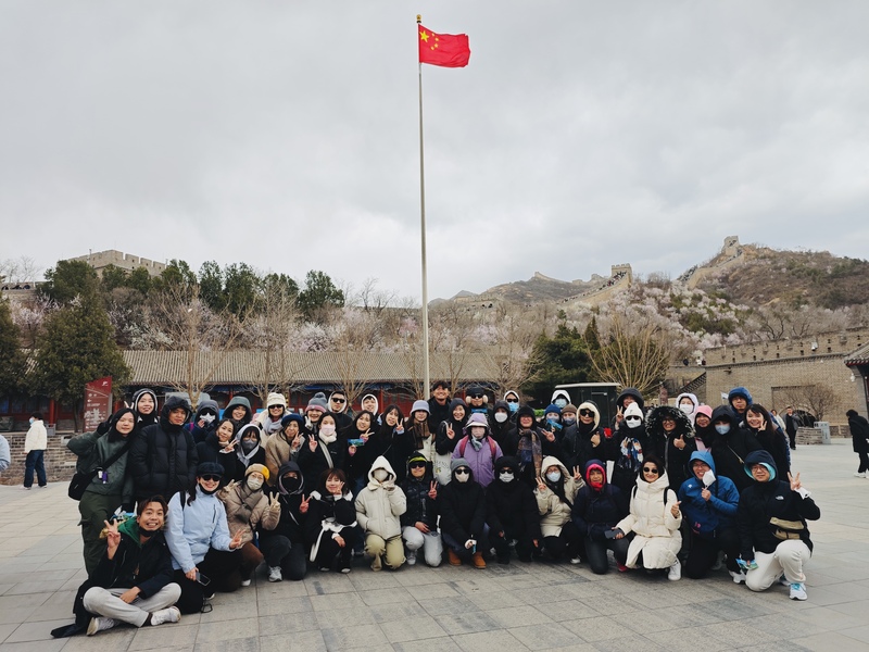 4._老師們在嚴寒中登上萬里長城感受壯闊山河的偉大_65841.jpg