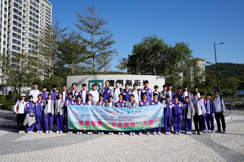 4 be956