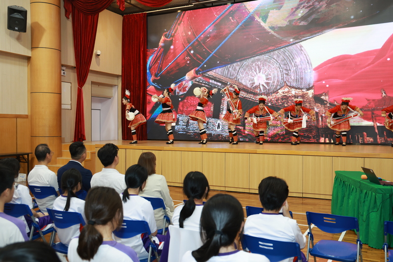 10_7b959.JPG