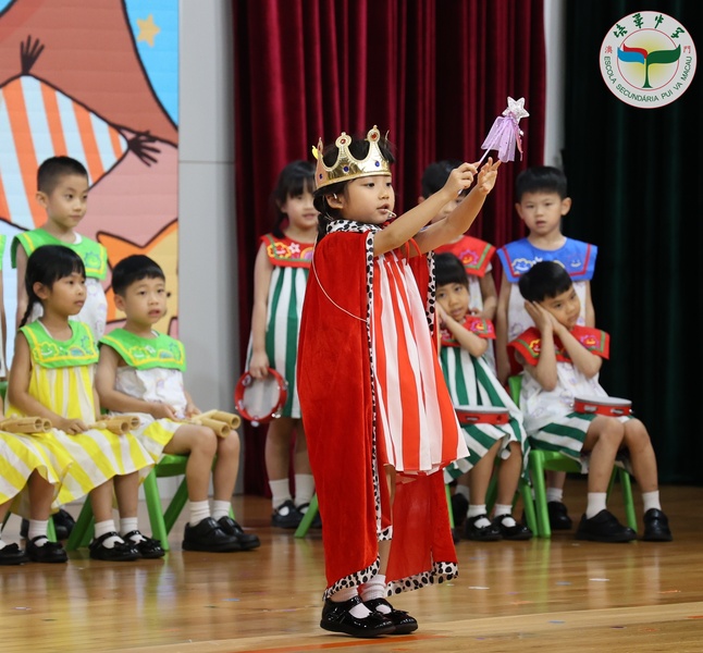 28_5e227.jpg