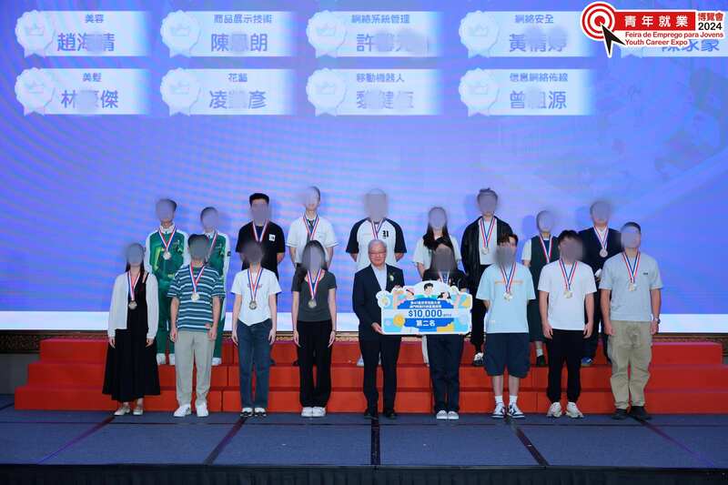 4.1学生获奖成果_010_bdfd5.jpg