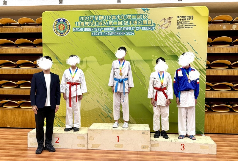 4.1学生获奖成果_287_cb9cb.jpg