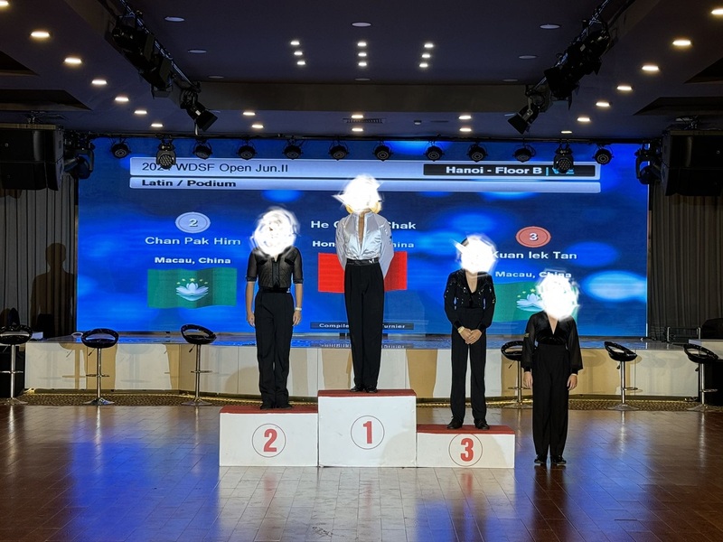 4.1学生获奖成果_323_cbfb4.jpg