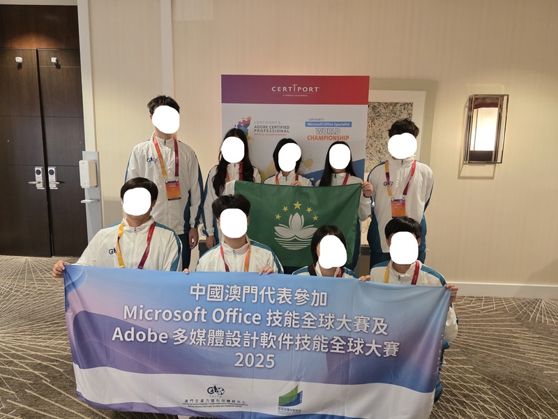 学生获奖成果_200_bb811.jpg