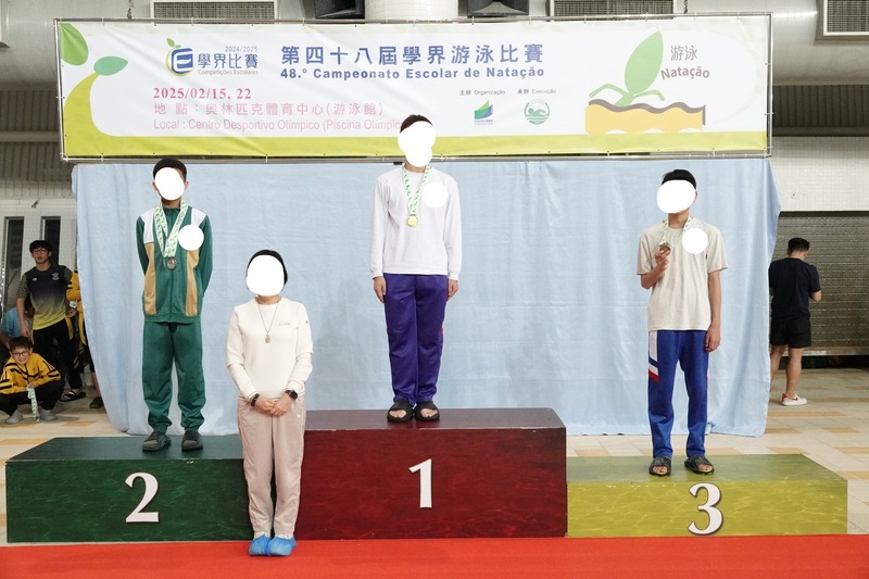 学生获奖成果_360_b4662.jpg