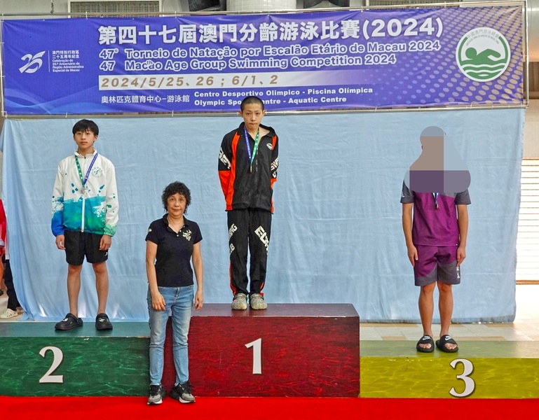 学生获奖成果_368_5c13d.jpg