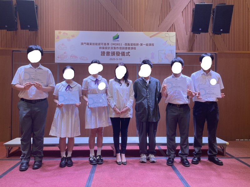 学生获奖成果_498_56fdc.JPG